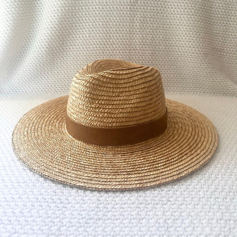 GIGI Pip Straw Raffia Isla Fedora Tan Strap One Size Summer Beach Boho NWOT